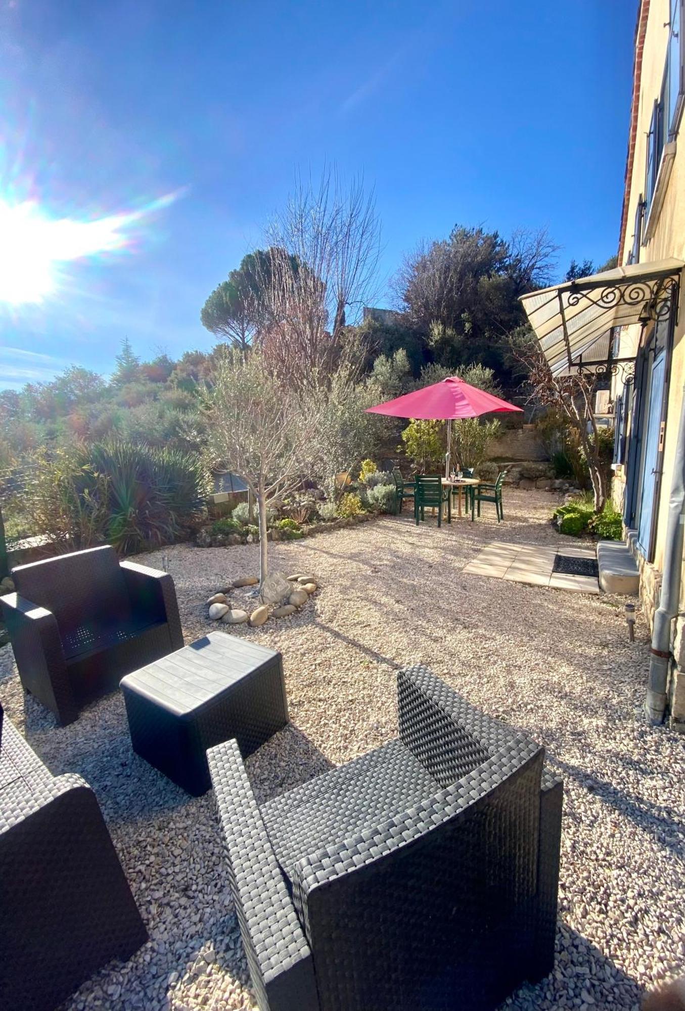 La Rocaille Du Chateau Greoux-les-Bains Luaran gambar